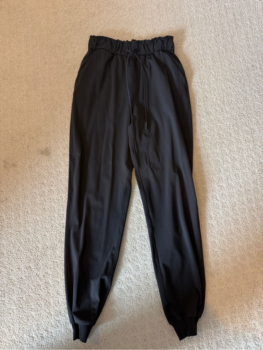 Lululemon Black joggers Size 6